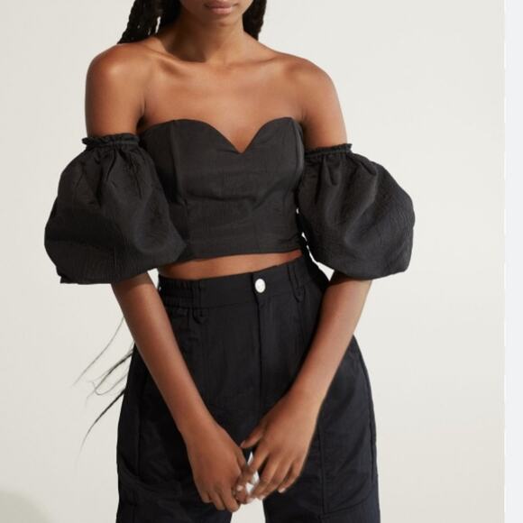 Bershka Black Voluminous Off-the-Shoulder Top Size Small NWT - Picture 1 of 10